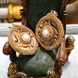 M.O.P. Champagne Rhinestones Dangle Earrings